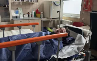 Auto a zvedák pro Pepu s roztroušenou sklerózou