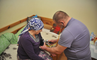 Batohy, zdravotnické pomůcky a vybavení pro domácí hospicovou péči Bárka