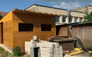 Voliéra pro staré a nemocné kočičky k mobilheimu