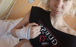 Pomoc pro maminku se synem po útěku z násilí