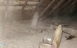 Sokolovně teče do bot