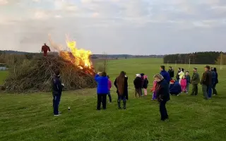 Pomozte nám pořídit defibrilátor pro Barovice