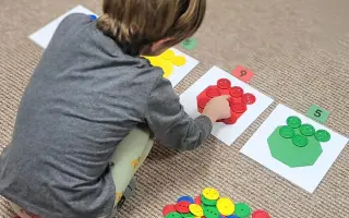 Nové pěnové bloky do naší učebny - bezpečný pohyb pro děti