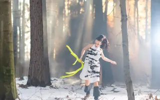 JULIE GOETZ vydává první album s názvem FIRST. Pomůžeš desku poslat do světa?