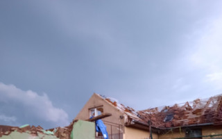 Pomoc rodině Prokopových z Moravské Nové Vsi, které zasáhlo ničivé tornádo