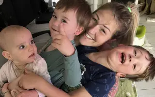 Pomozme mámě třech dětí vrátit se do života po odstranění zhoubného nádoru