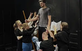 Podpořte inscenaci "Havrane z kamene..."