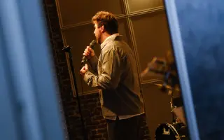 Podpořte hudební projekt - vystupování s živou kapelou v rámci studia zpěvu