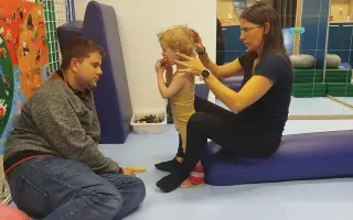 Pomozme malé Natálce se syndromem kočičího křiku