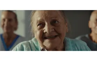 Dostaňte Chica Checa mezi diváky