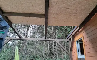 Prosím o pomoc mojí nemocné mamince, postavit znovu zahradní chatku po požáru.
