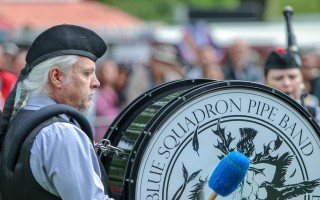 Blue Squadron Pipe Band na mistrovství světa dudáckých kapel ve Skotsku