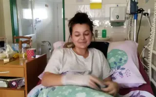 Nele na nové zuby