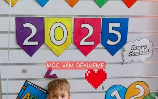 Naděje pro malého hrdinu: Pomozte babičce vychovat vnuka v bezpečí a lásce