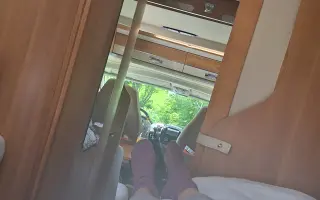 Pomoc pro nepohyblivou mámu Radku s nesnesitelnými bolestmi