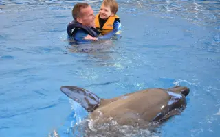 Pomozme Aničce udržet se na nohou