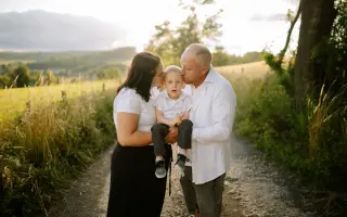 Mikiho plán - stát, kráčet a dobít svět