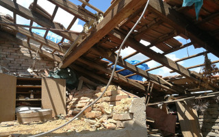 Pomoc rodině Novosadových, kteří při tornádu přišli o střechu nad hlavou