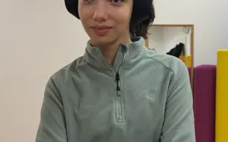 Pomozme Emině získat oporu a stabilitu – sbírka na ortézy a zdravotní korzet