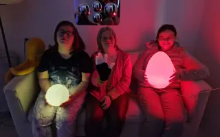 Darujte klid do dlaní: Pomozte dívkám s postižením zvládnout jejich svět.