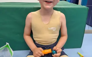 Staňte se hrdinou v Tobiáškově příběhu. Sám to nezvládne.