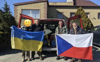 Složili jste se na zákopová kamna a svíčky pro Ukrajinu