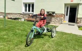 Baruška si přeje jezdit na kole a Vy můžete pomoci