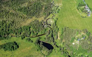 Dárková kniha Vltava z nebe – podpořte knihu ke 150. výročí Smetanovy Vltavy!