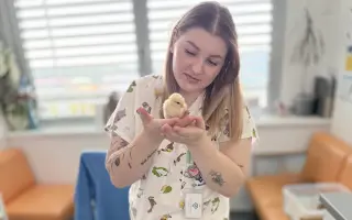 Pomozte mi zachovat zrak a pokračovat jako dětská sestra