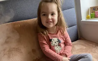 Pomoc pro Lilinku na cestě k bezpečnějšímu a klidnějšímu životu 💙