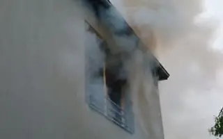 Požár vzal domov i mazlíčky. Pomozte rodině začít znovu.