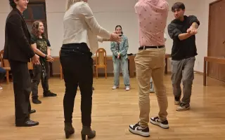 Podpořte uskutečnění benefičního maturitního projektu Umělci v srdci