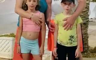 Oheň jim vzal vše - pomozte mladé rodině k návratu do normálního života