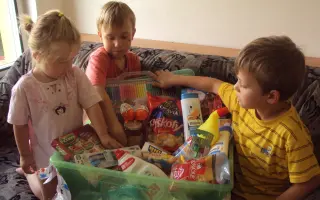 Fandi mámám - pomoc pro maminky samoživitelky a jejich děti