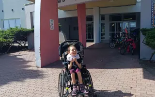Neurorehabilitace a terapie pro Stelinku