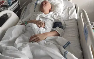 Auto a zvedák pro Pepu s roztroušenou sklerózou