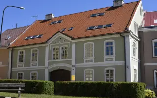 Zachraňte ohroženou pomoc lidem po úrazech