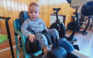 Mikiho plán - stát, kráčet a dobít svět