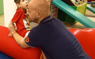 Ivánek se pere s těžkým osudem – pomozme mu společně