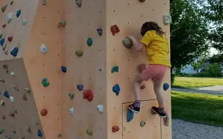 Pomoc mamince a třem dětem z azylu