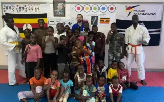 Dovezeme kimona dětem v Ugandě – osobně