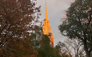 Jedu se učit měnit školství na Harvard