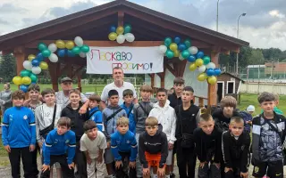 Hřiště je náš svět - fotbalový kemp pro ukrajinské a slovenské děti