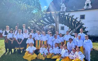 Nové kroje pro děti z Ondrášku