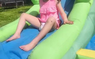 Pomohli jste Naomi na cestě k soběstačnosti