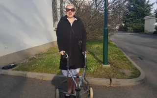 Pomozme Lence porazit nádor mozku