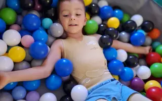 Staňte se hrdinou v Tobiáškově příběhu. Sám to nezvládne.