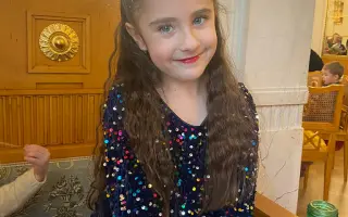 Pomozme malé Melissce projít léčbou leukémie s maminkou po boku