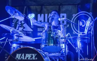 Vydejte s námi debutové album kapely Guláž