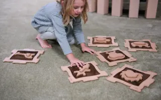 🚀Pomozte rozjet výrobu dřevěných senzomotorických puzzle a získat certifikaci🧩